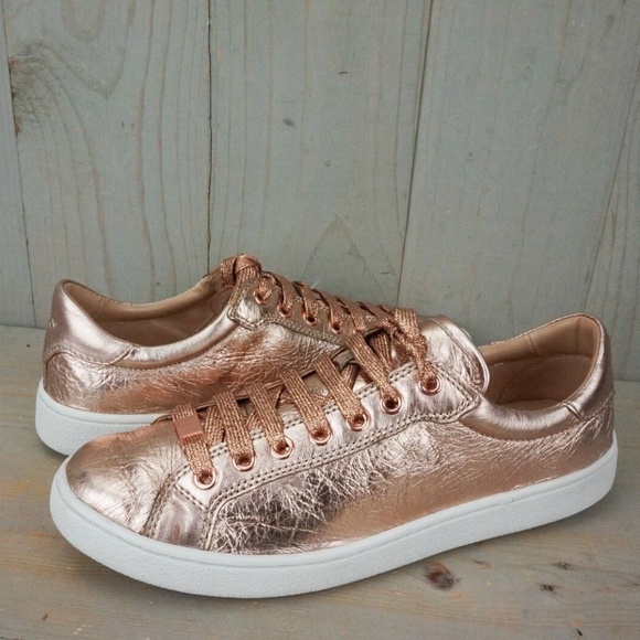 UGG MILO METALLIC ROSE GOLD SNEAKERS NIB - Picture 1 of 6